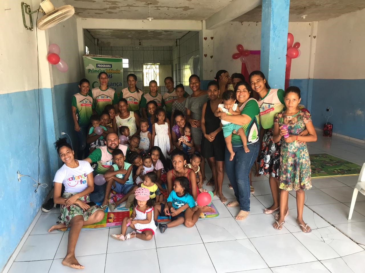 Camacã: Famílias do Projeto Criança Feliz se reúnem em café da manhã em Leoventura